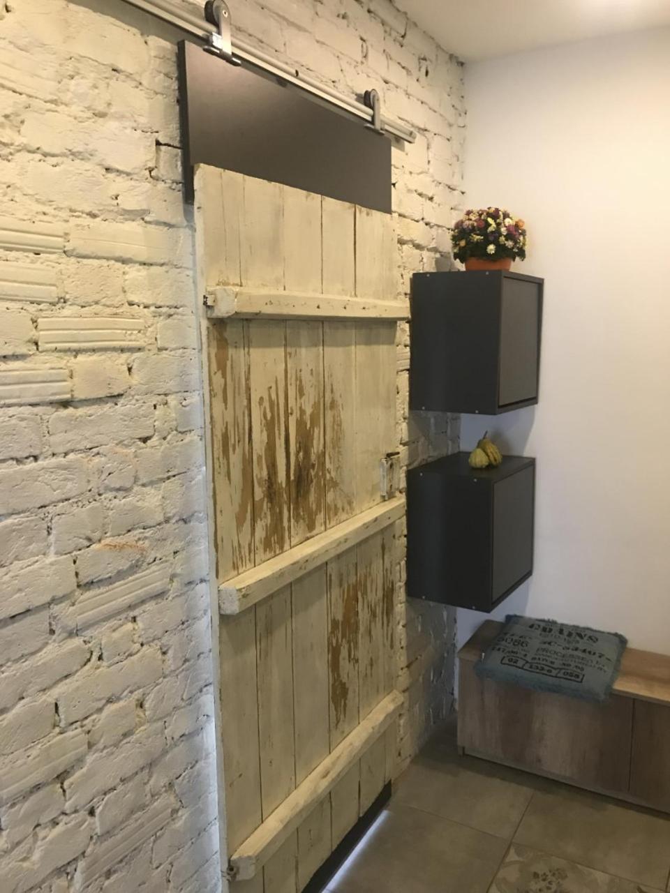 Mihajlovic apartments Апартамент Скопие